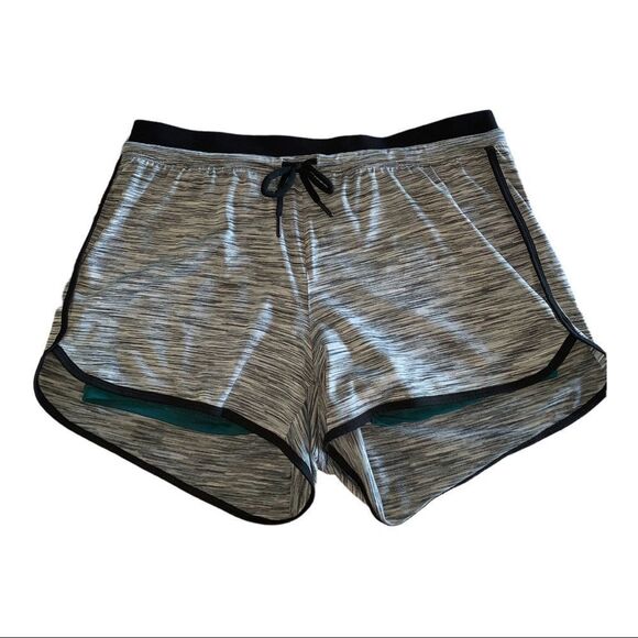 RiBoom woman’s shorts - Picture 3 of 6